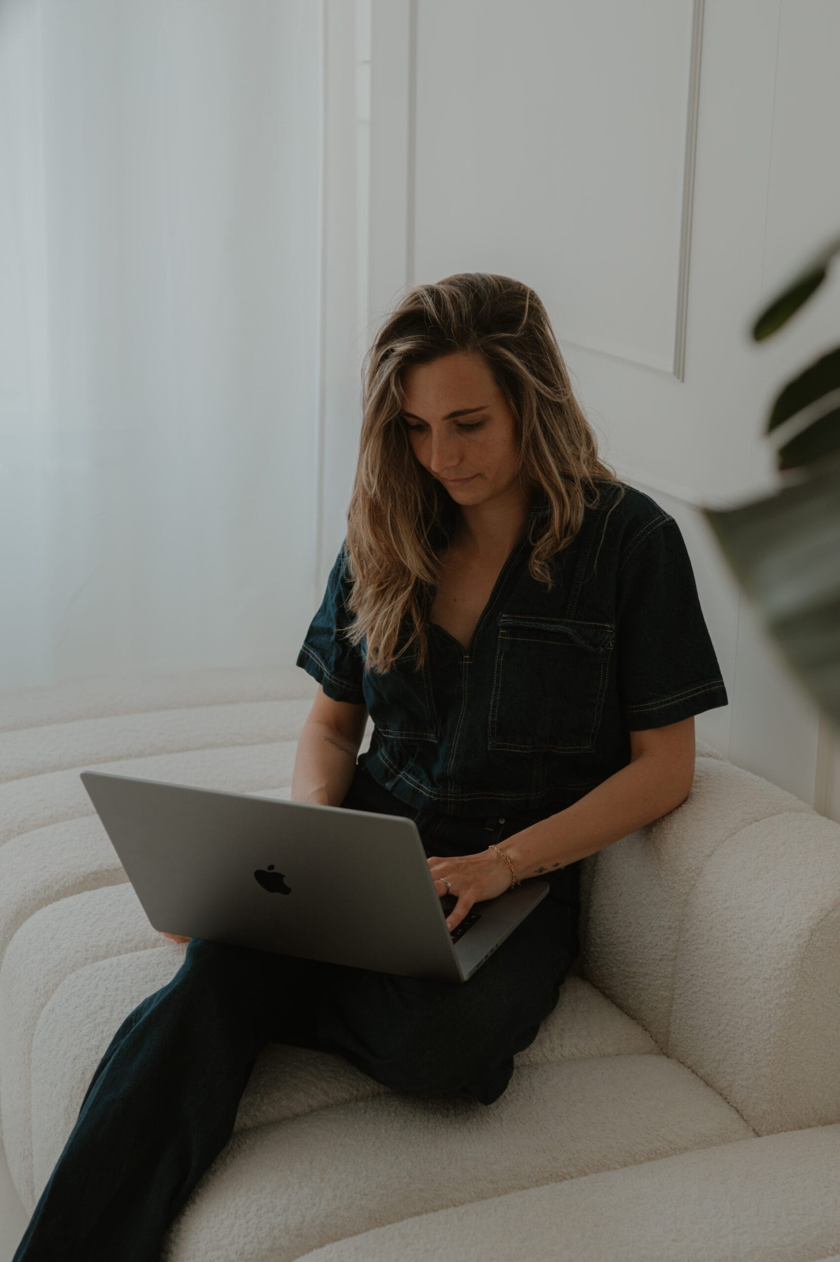 Over mij 3 Laura aan het werk